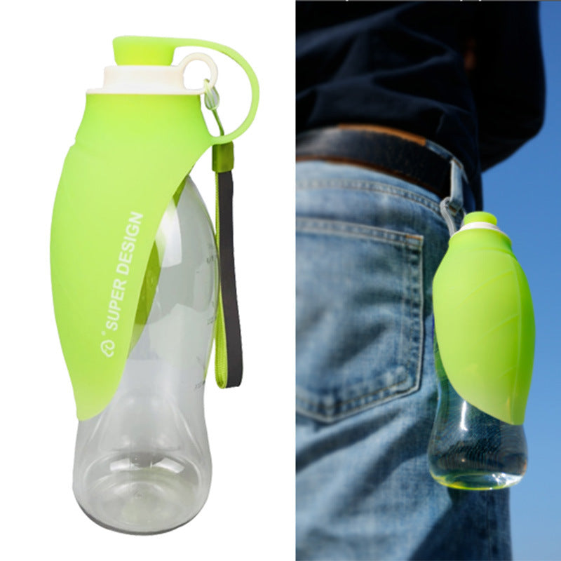 Outdoor pet drinking cup for dogs and cats